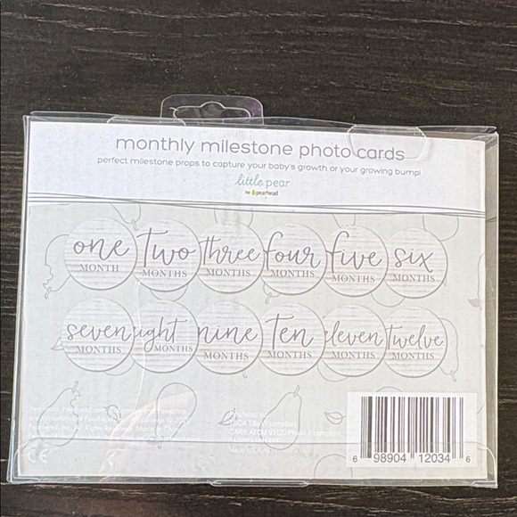 Monthly Milestone Photo Cards - Brown - Picture 2 of 4